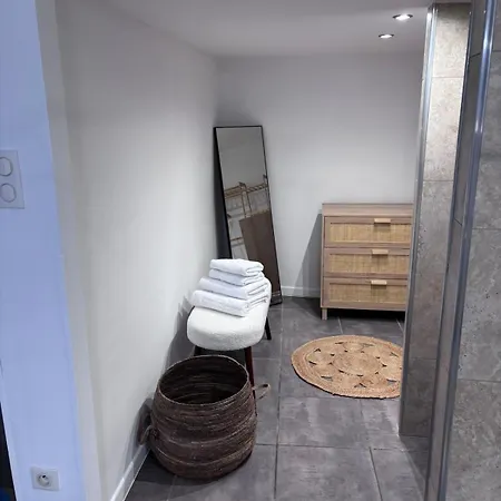 Le Cocon Des Remparts Ferienhaus Poussan